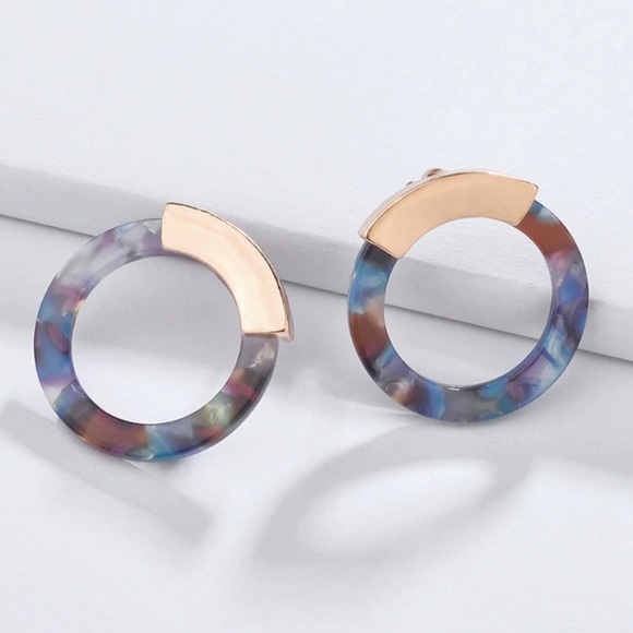 Jewelry - Acrylic Loop Earrings